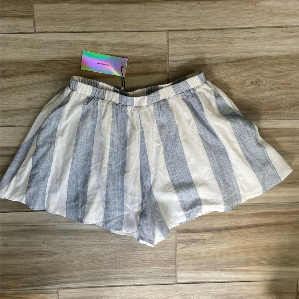 NWT Vici Shorts